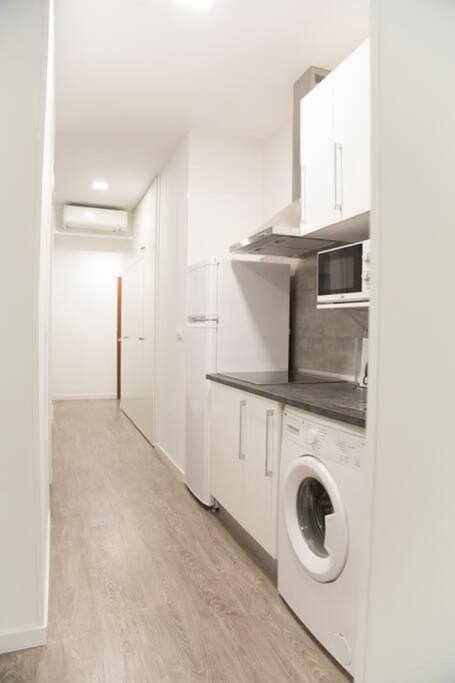 Comodo Y Agradable Estudio En Madrid Centro A2 Zewnętrze zdjęcie