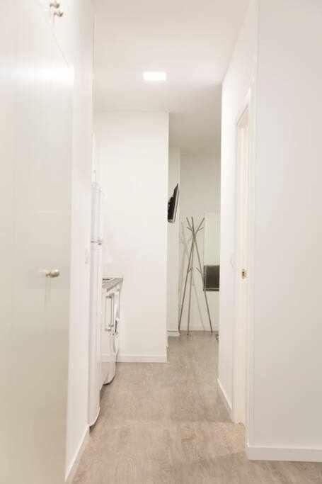 Comodo Y Agradable Estudio En Madrid Centro A2 Zewnętrze zdjęcie